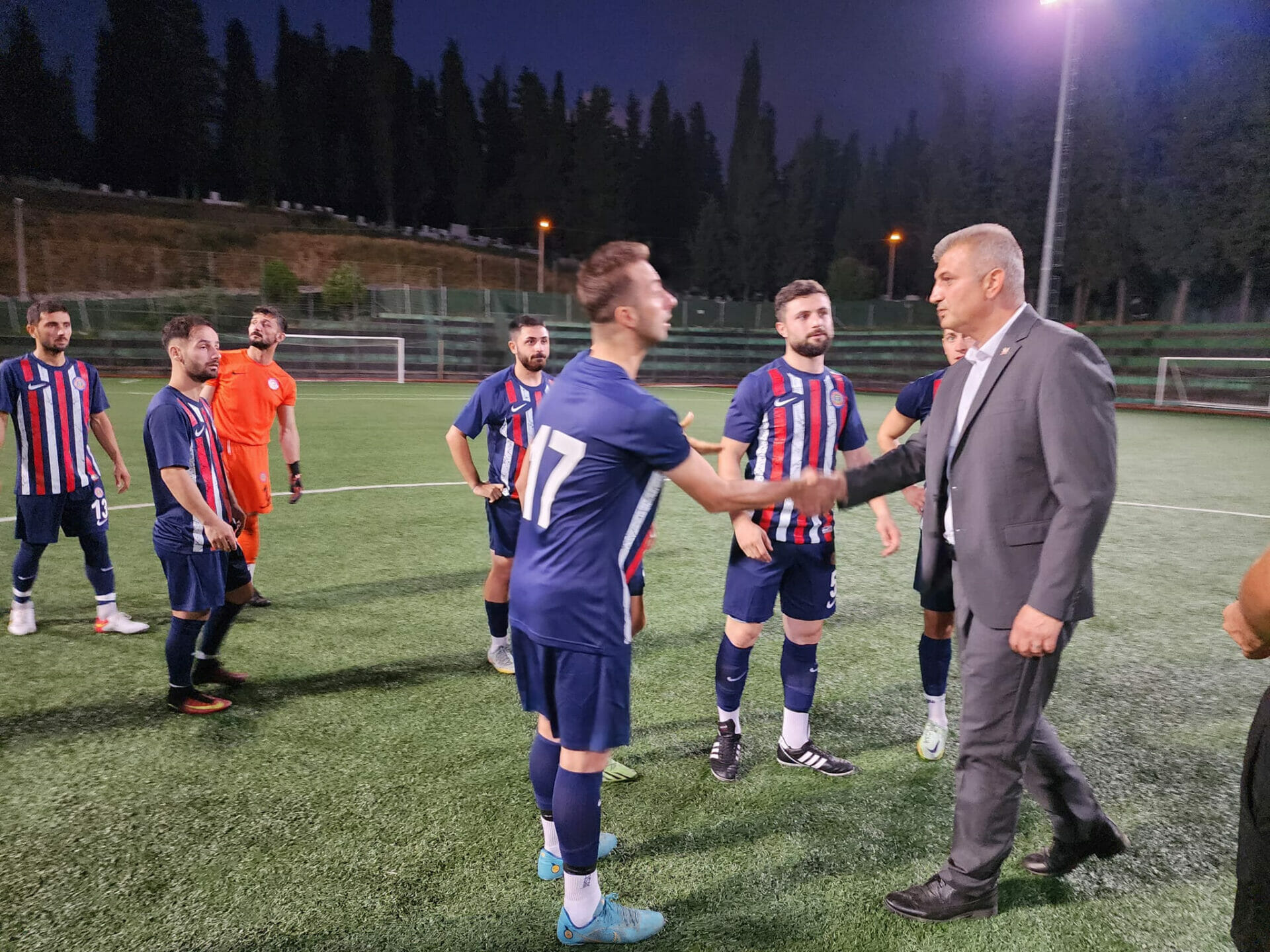 Gölcük'te Metin Doruklu Futbol Turnuvası başladı - Resim : 2