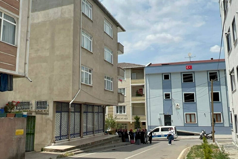 Kocaeli'nin Gebze ilçesinde evinin