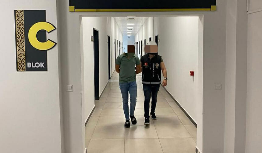 14 yıl hapis cezası ile aranıyordu polise yakalandı 