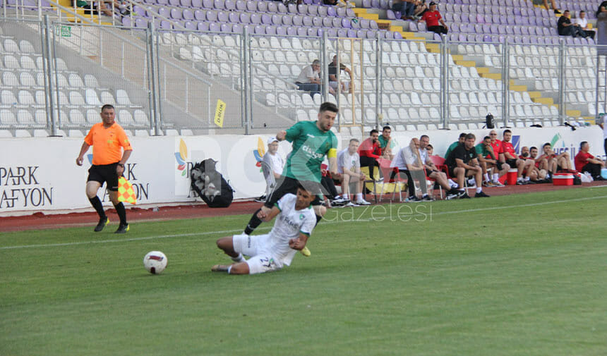 Kocaelispor - Denizlispor maçı çok özel görüntüleri - Resim : 11