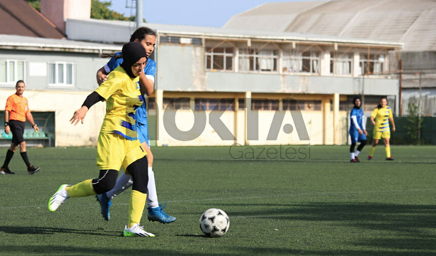 Karamürsel ve Karşıyaka yenişemedi “1-1” - Resim : 9