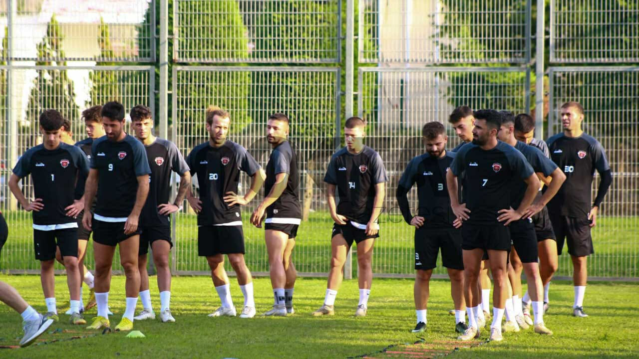 Gölcükspor işi sıkı tutuyor - Resim : 7