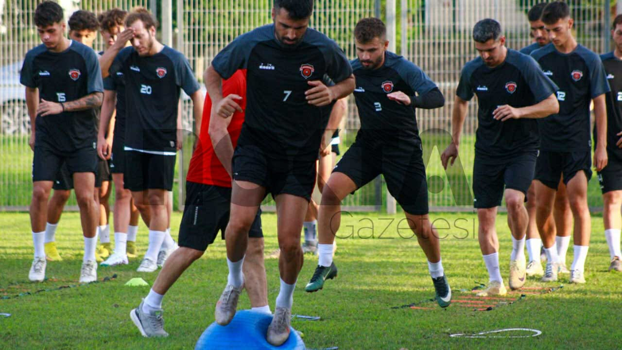 Gölcükspor işi sıkı tutuyor - Resim : 5