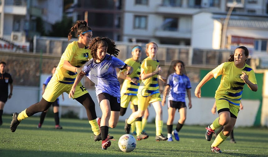 Nefes kesen maçı Körfez Gençlerbirliği kazandı! “4-2” - Resim : 18