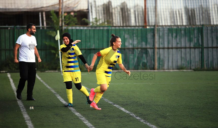 Nefes kesen maçı Körfez Gençlerbirliği kazandı! “4-2” - Resim : 24