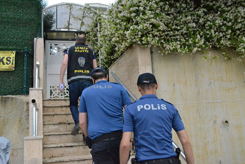 Günübirlik kiralanan evlere polis baskını