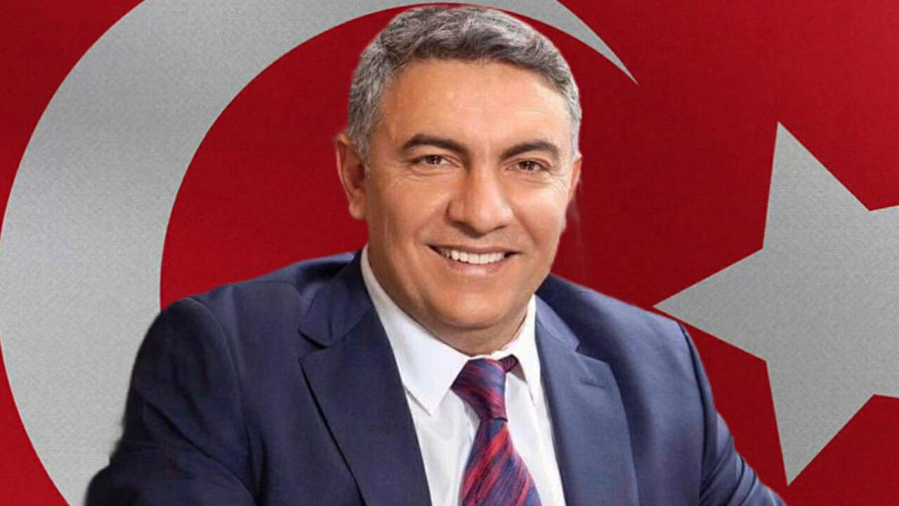 Hamza Şayir’den Zafer Bayramı mesajı!