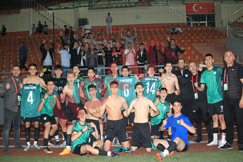 Hisareynspor U-17 zoru başardı! Onlar da Türkiye şampiyonasında!