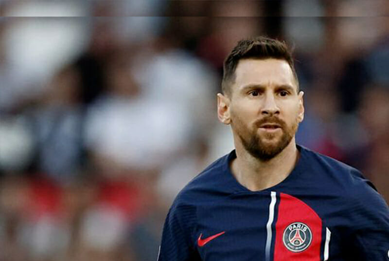 PSG'den ayrılan Lionel Messi,