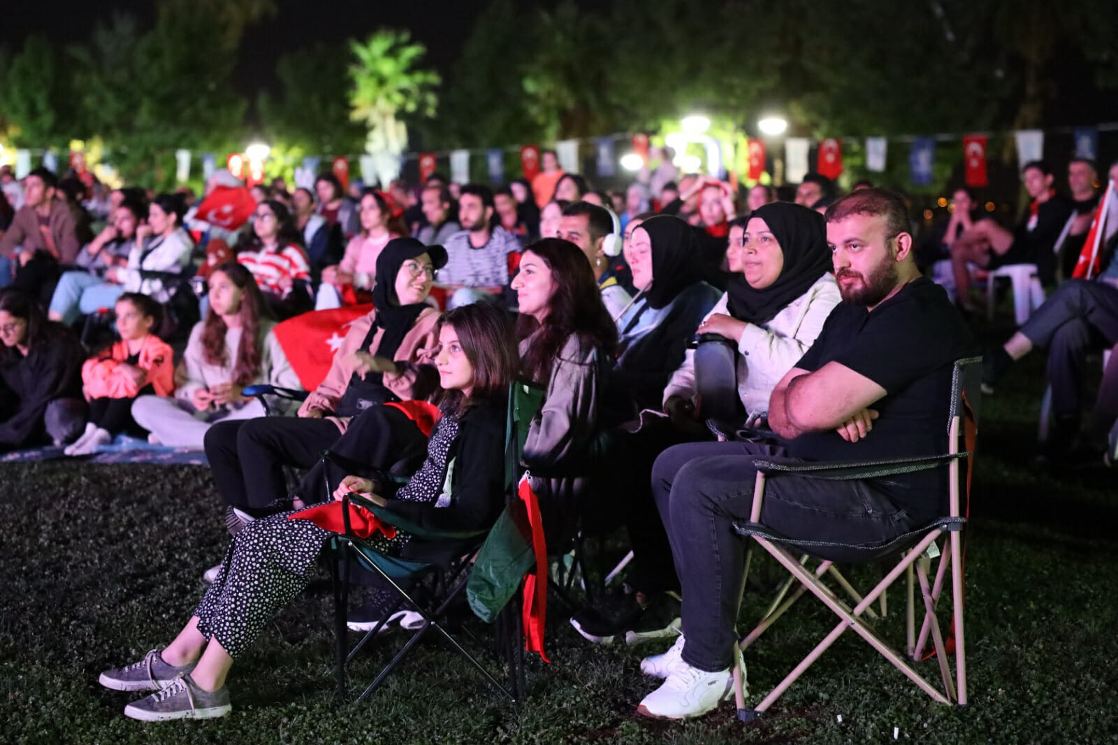 SEKA Park'ta Milli Heyecan... Vali Yavuz ve Büyükakın da oradaydı - Resim : 2