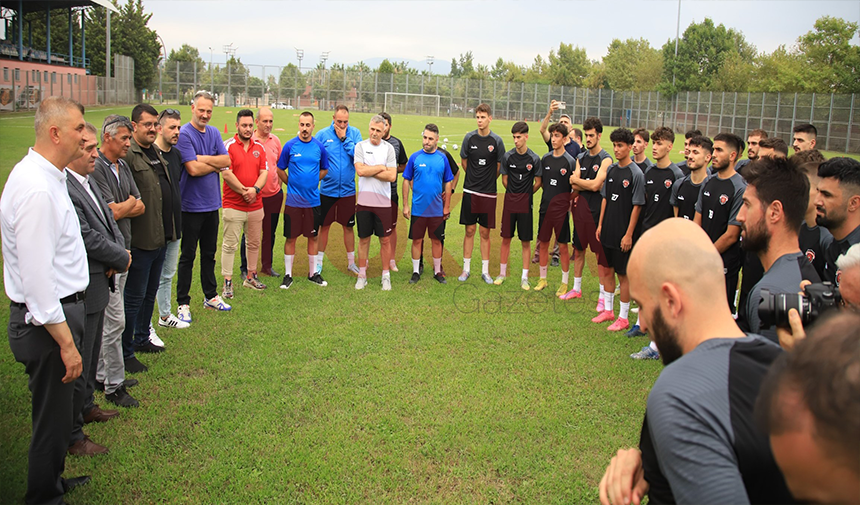 Şimşekler sezonu açtı - Resim : 2