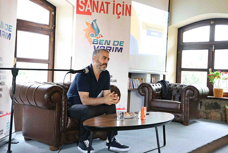 Suat Köçer ile “Sanat İçin Ben De Varım”