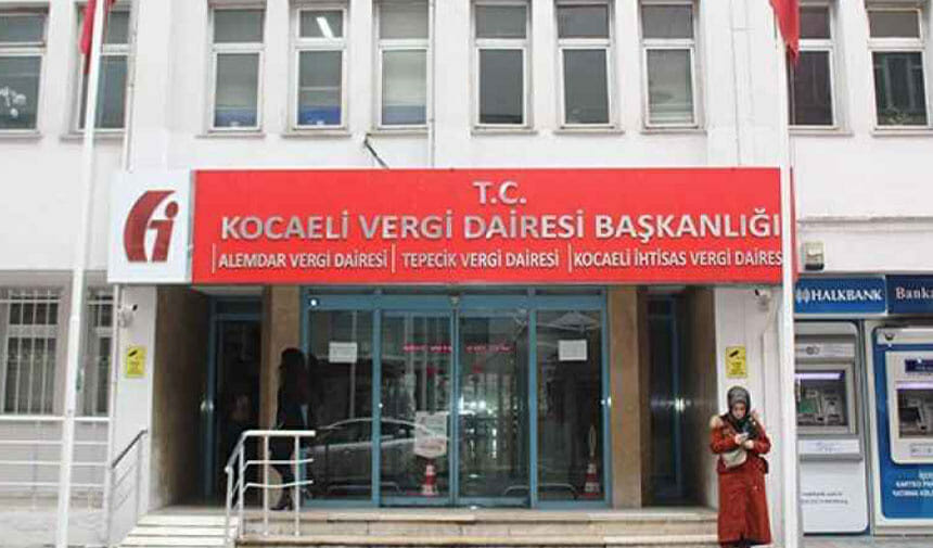 Kocaeli Vergi Dairesi yıkılıyor! Vatandaş otopark istiyor…