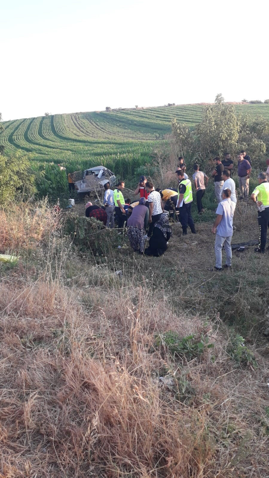 Katliam gibi kaza! 3 Ölü, 11 yaralı - Resim : 4