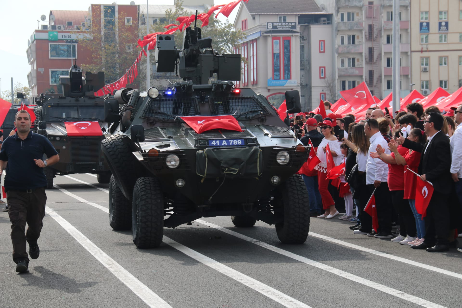 100'üncü yılda yüzyılın geçit töreni - Resim : 7