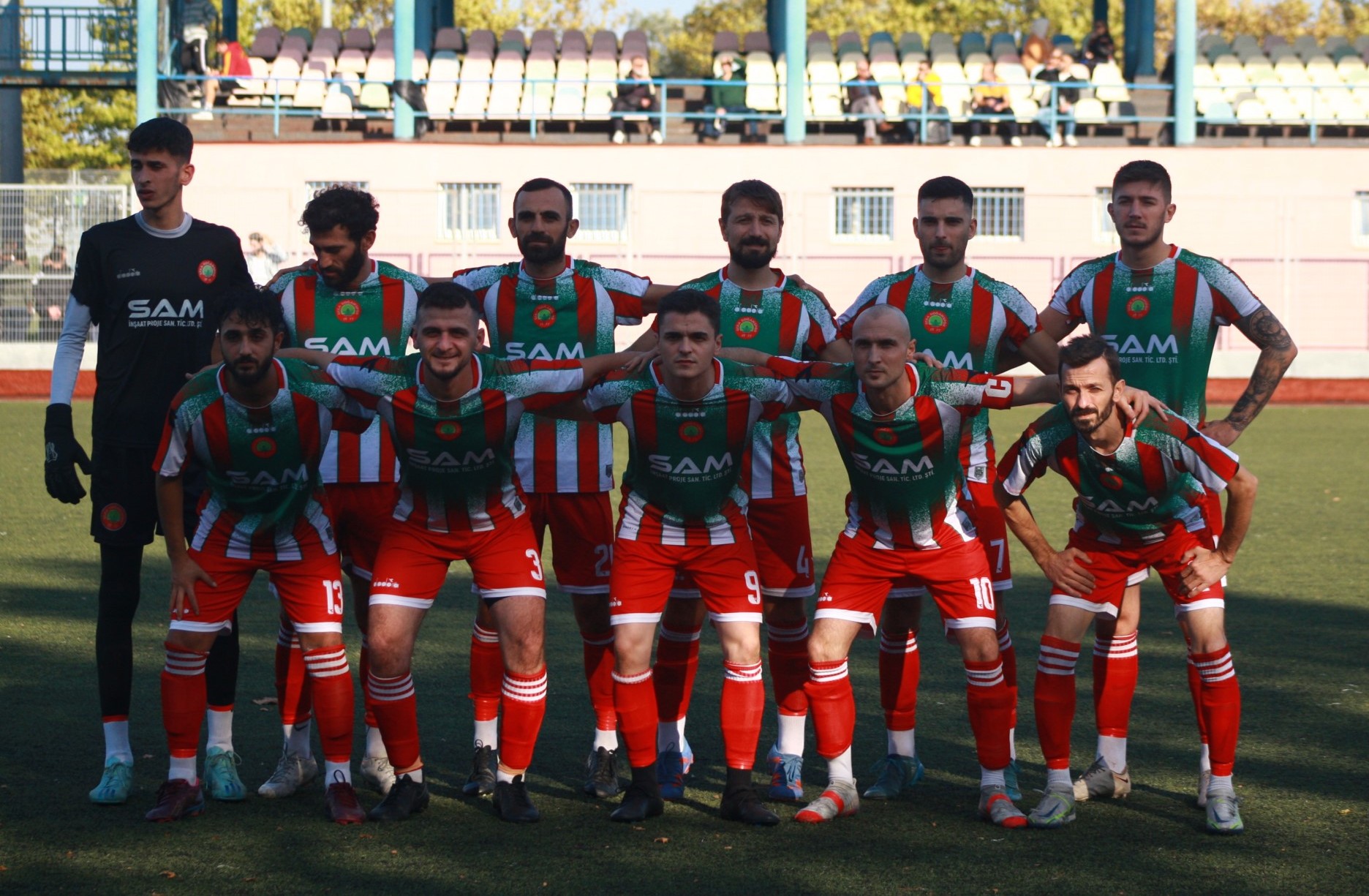 Seka Doğanspor - İzmit Gençlerbirliği: 5-2 "Foto Galeri" - Resim : 2