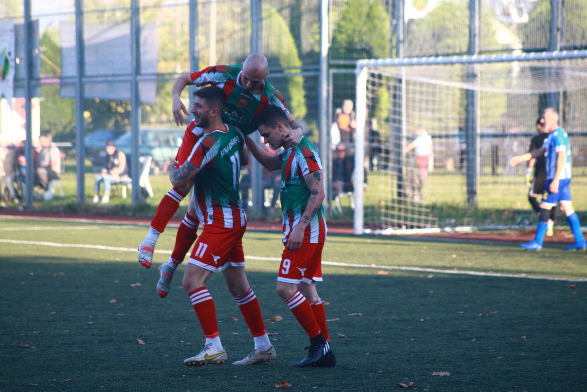 Seka Doğanspor - İzmit Gençlerbirliği: 5-2 "Foto Galeri" - Resim : 11