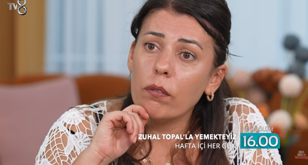 Zuhal Topal'la Yemekteyiz Özlem Doğru Kimdir? Kaç Yaşında? Ne İş Yapıyor? - Resim : 1