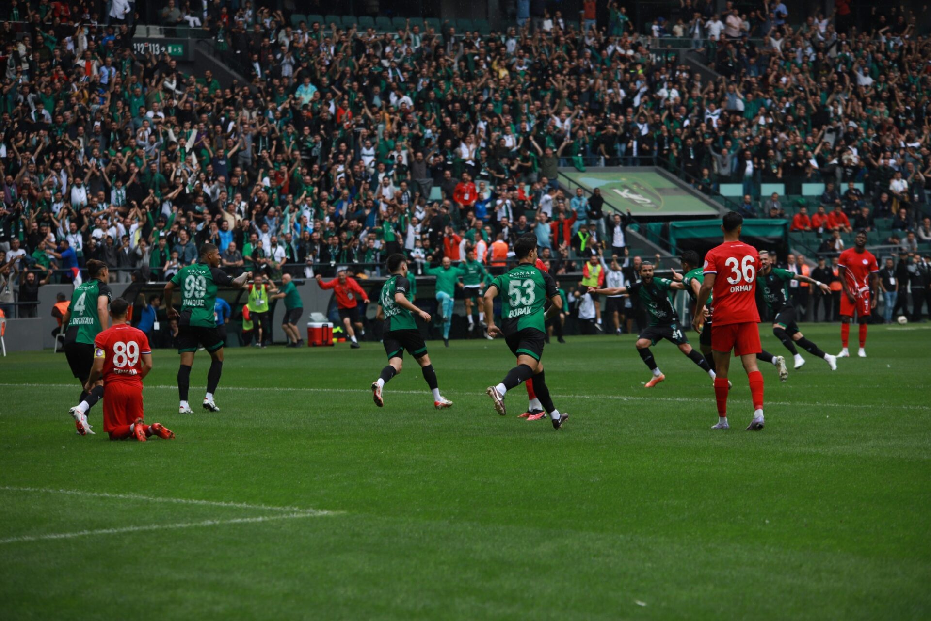 Kocaelispor - Keçiörengücü: 3-0 (MAÇ SONUCU) - Resim : 14