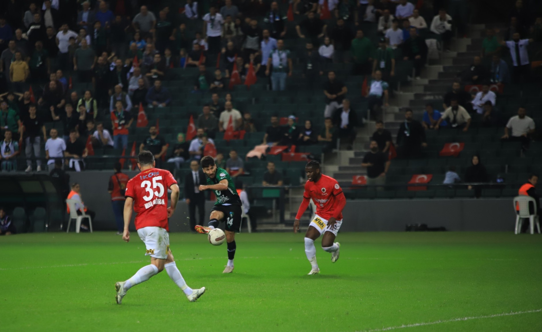 Kocaelispor - Gençlerbirliği: 2-2 "Foto Galeri" - Resim : 27