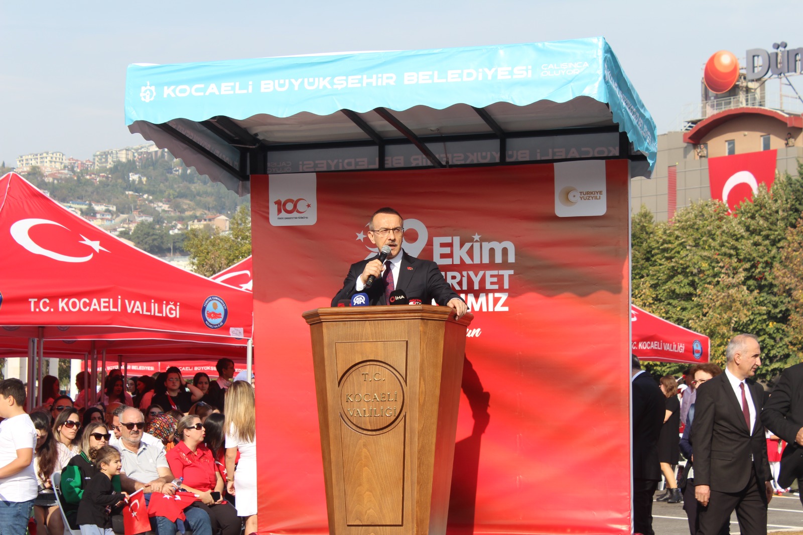 100'üncü yılda yüzyılın geçit töreni - Resim : 1