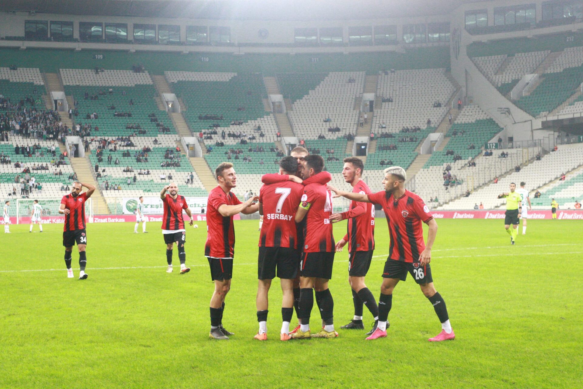 Gölcükspor’dan tarihi zafer! Bursa'yı da elediler! “1-2” - Resim : 6