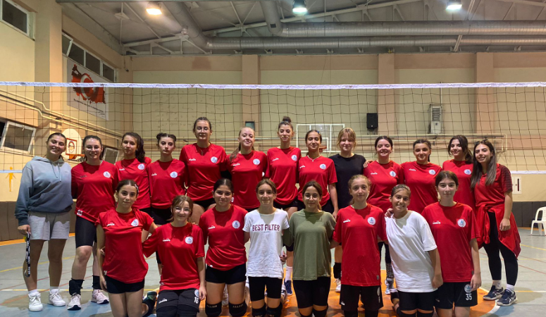 Körfez Belediyesi voleybolda alt yapıyı kuruyor