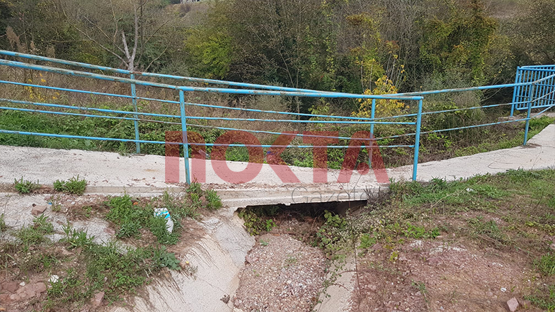 Yeni doğmuş bebek su kanalında bulundu - Resim : 2