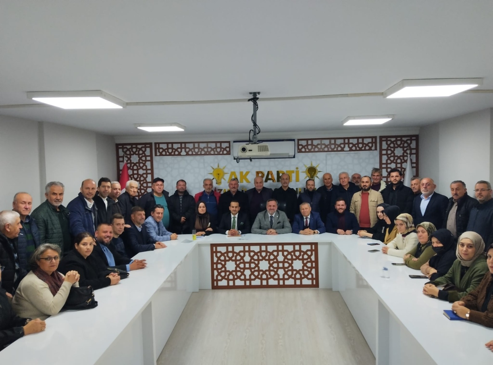 En kısa o yaptı! Halil Atay ikinci dönem için başvurdu! - Resim : 1