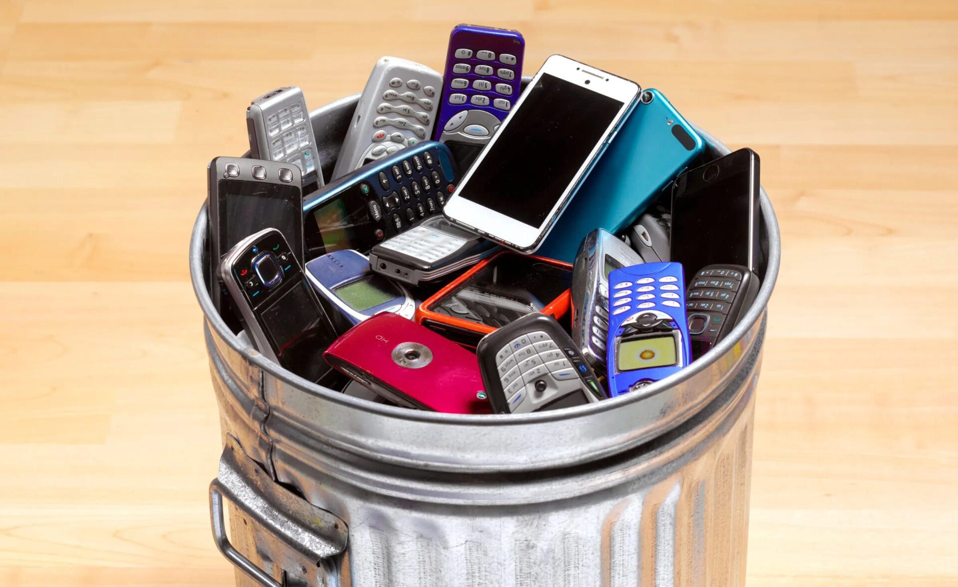 6 ve 10. maddeler değişti: Evdeki telefonlar bir bir çöp olacak! Hemen bu işlemi yapmalısınız…