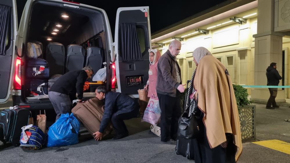 Gazze'den tahliye edilen 87 kişi İstanbul’a getirildi - Resim : 1