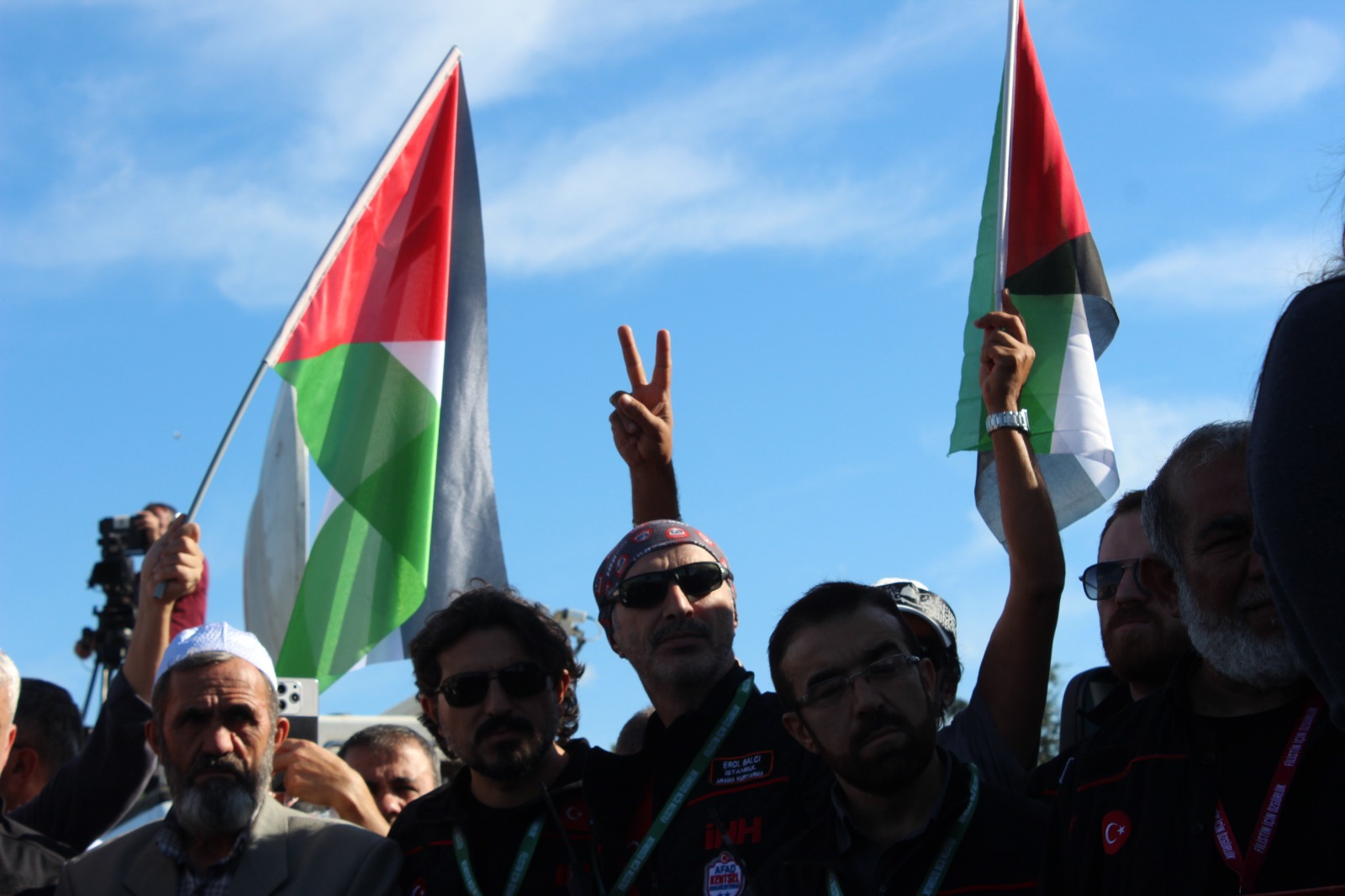 İHH İncirlik yolunda; Türkiye’yi İsrail’den kurtardık! - Resim : 5