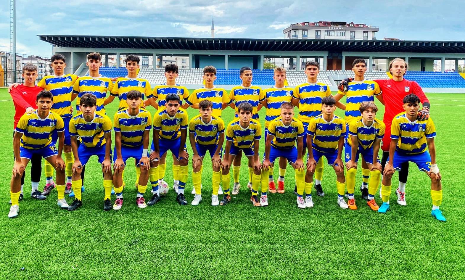 Belediye Derincespor U-16’dan müthiş galibiyet “1-2” - Resim : 3