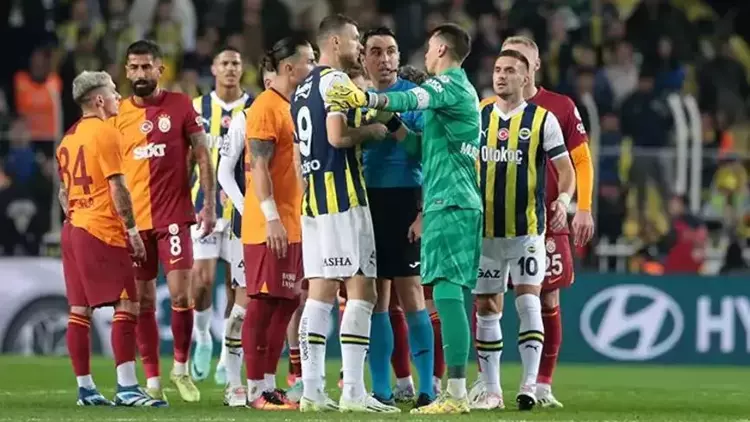 Galatasaray Fenerbahçe Maçı CANLI İZLE ŞİFRESİZ! ATV Fenerbahçe Galatasaray Maçı İzle CANLI YAYIN! Fenerbahçe Galatasaray Süper Kupa Full İzle - Resim : 2