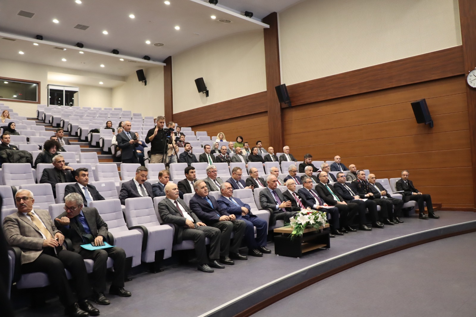 Seddar Yavuz'dan terör açıklaması: “Alçaklık etmeyin” - Resim : 1