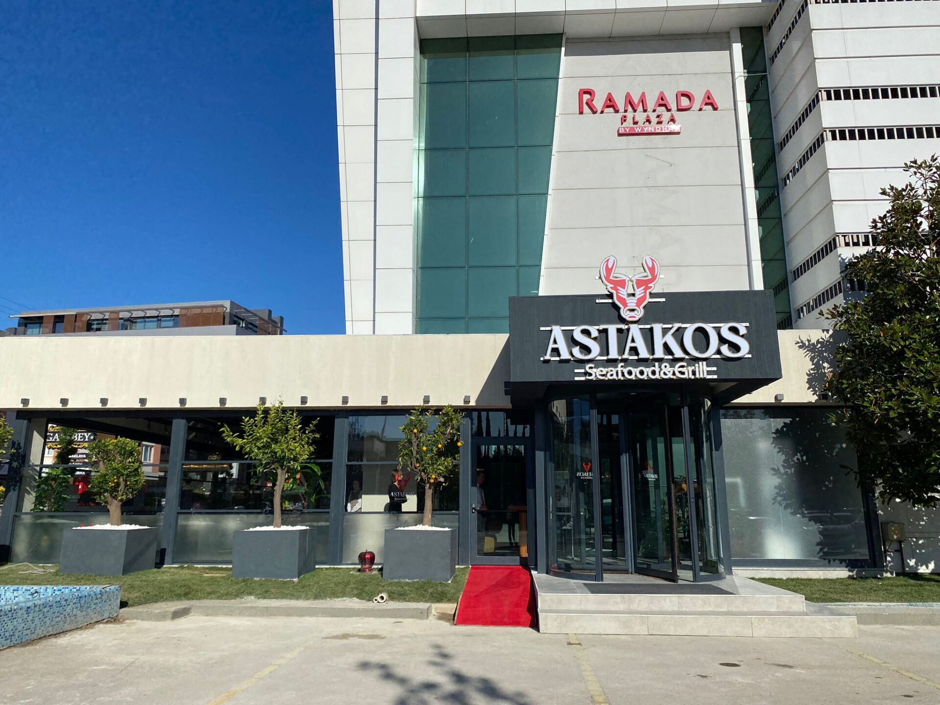 Astakos Seafood Grill kapılarını açtı - Resim : 5