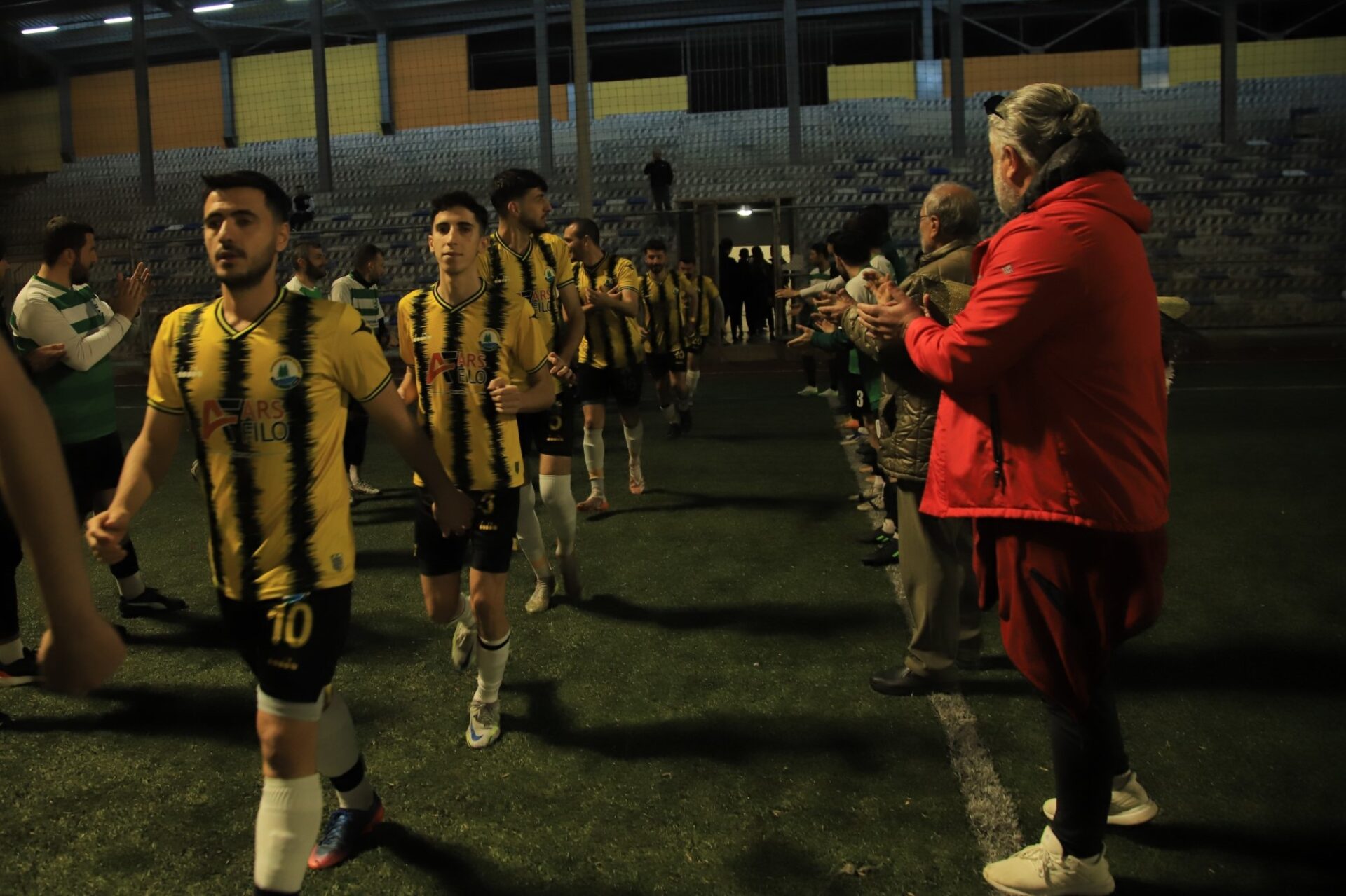 Bahçecikspor - Şirinspor: 1-0 "Foto Galeri - Ali Köksal" - Resim : 2