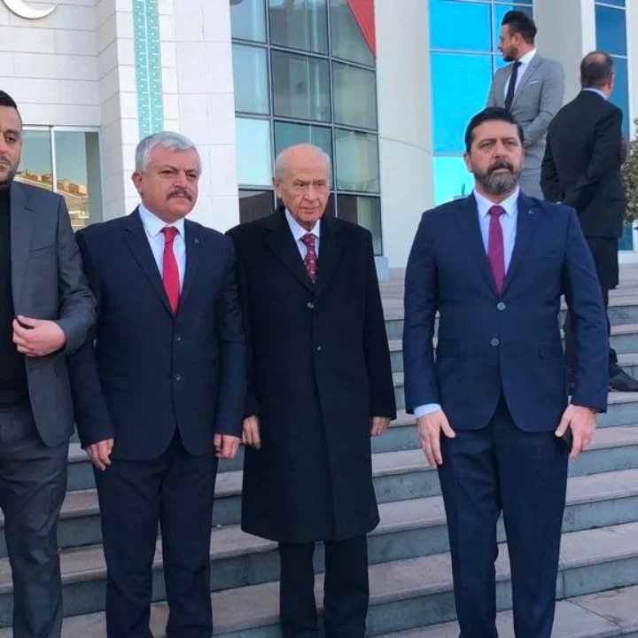 MHP Kocaeli siyaseti bu fotoğrafı konuşuyor: Bahçeli kapıda karşıladı - Resim : 4