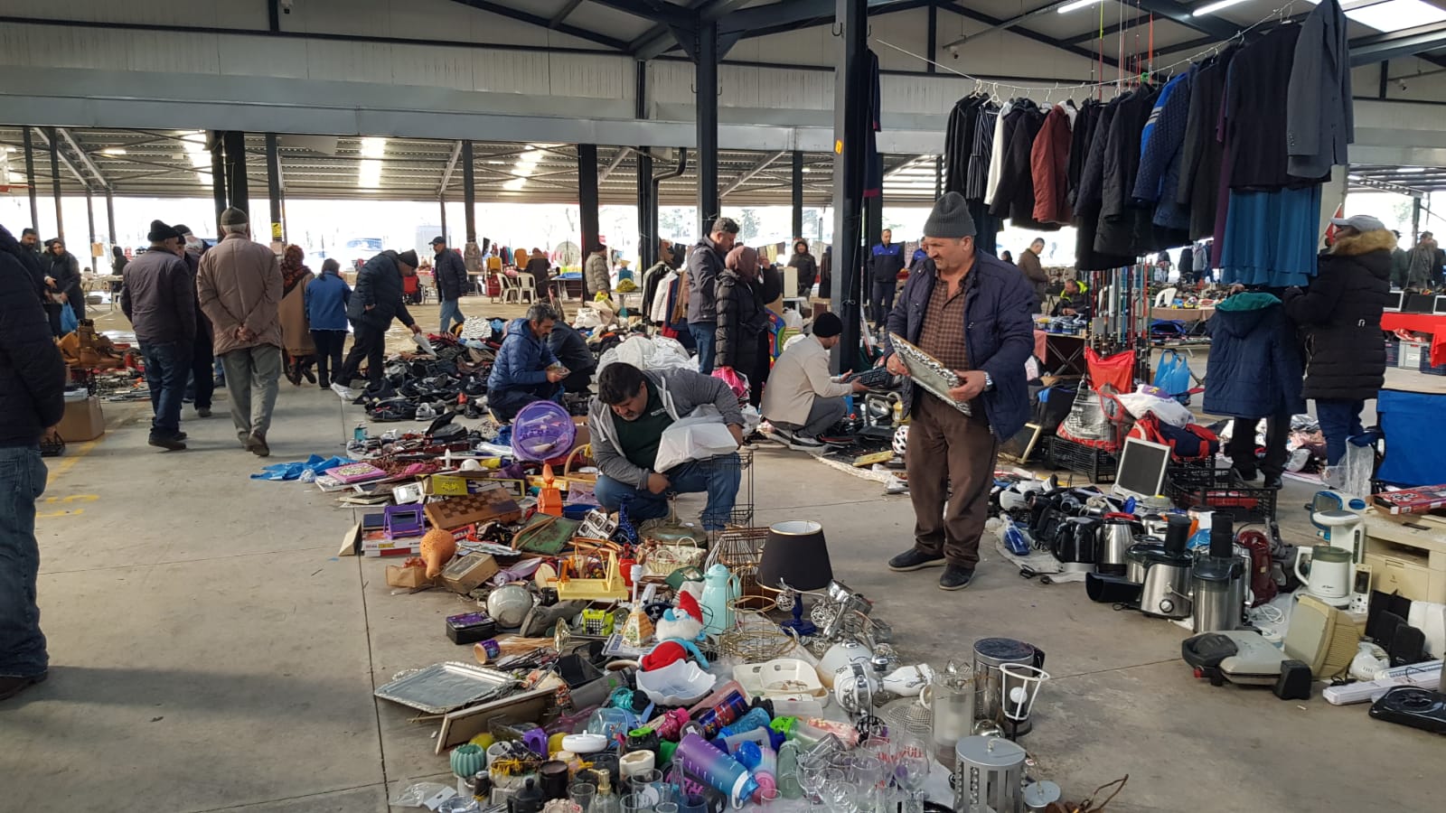 Bit pazarı esnafı yeni yerine alıştı rekabet geri geldi - Resim : 6