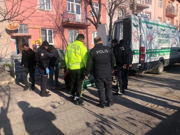 Konya'da eş cinayeti: Boşandığı eşi ve kızını öldürdü - Resim : 1