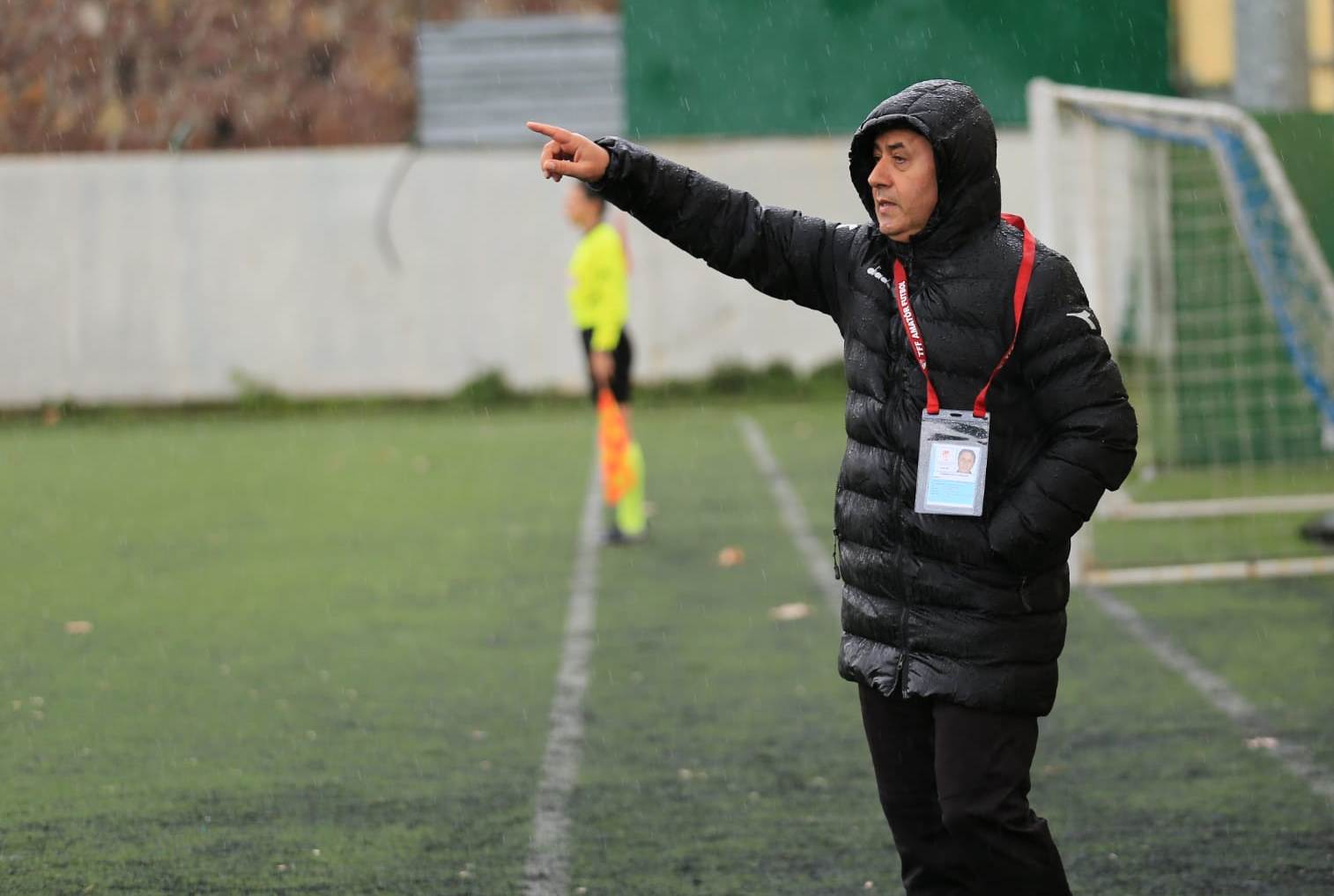 Bizim kızlar lideri salladı, yıkamadı! “0-2” - Resim : 4