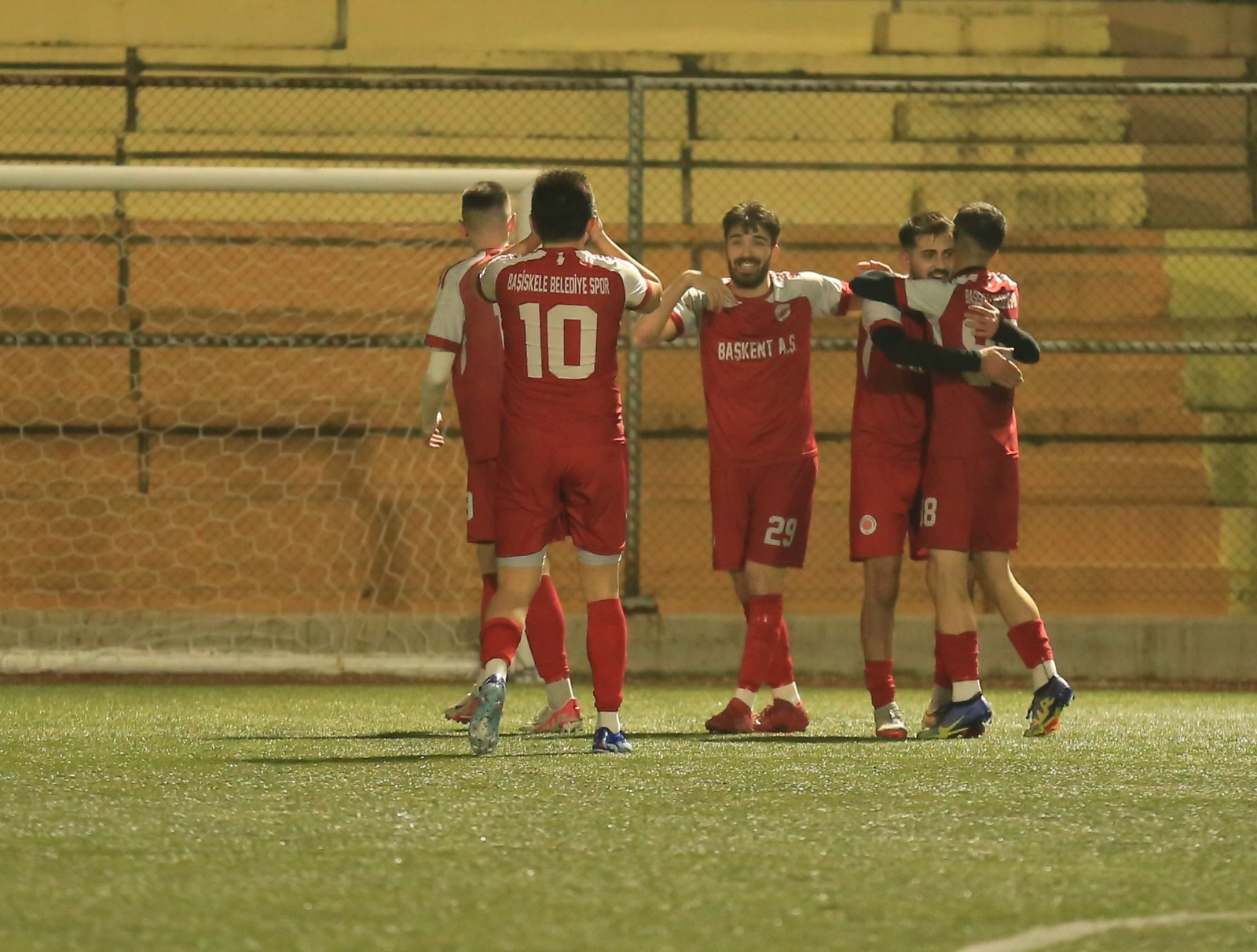 Başiskele kazandı, Osmanlı’nın umutları azaldı! “3-1” - Resim : 2