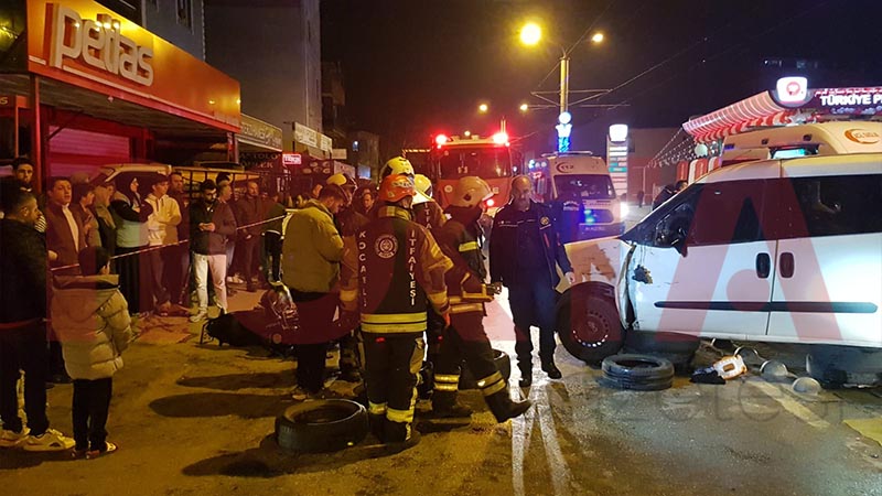 Kocaeli haber - İzmit Yenişehir mahalesinde feci kaza: İki yaralı - Resim : 4