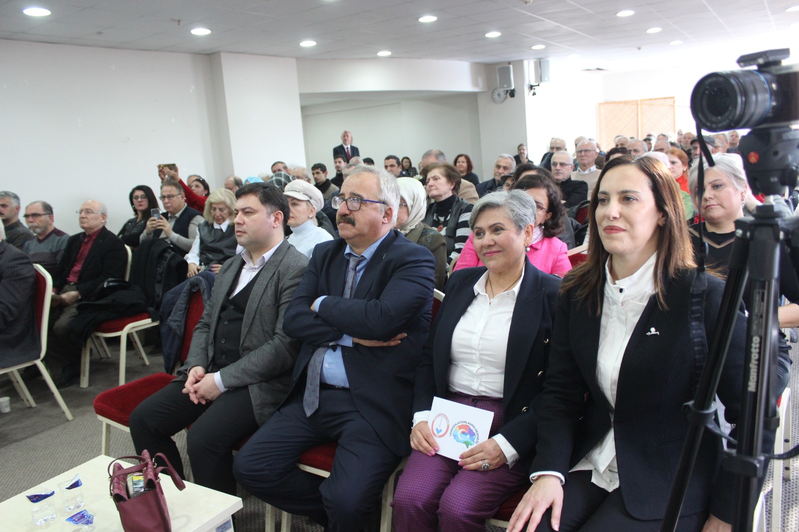 Naim Babüroğlu İzmit'te konferans verdi - Resim : 2