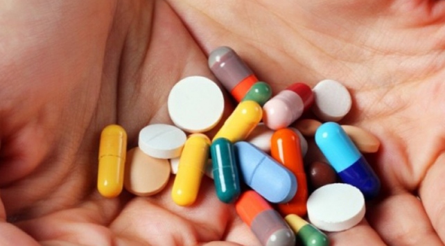 Kanser hastası Güray: “Sağlık Bakanlığı neden ilaçları karşılamıyor”