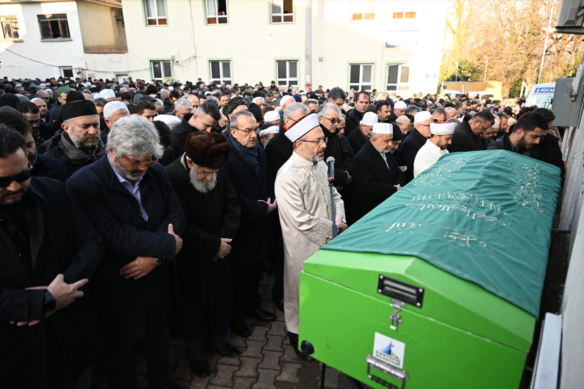 Türkiye'nin önde ilahiyatçılarındandı: Profesör Beşer son yolculuğuna uğurlandı - Resim : 3