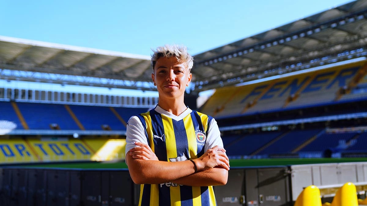 Gülbin Hız: İlk futbol maçımı basketbol ayakkabısı ile yaptım - Resim : 1