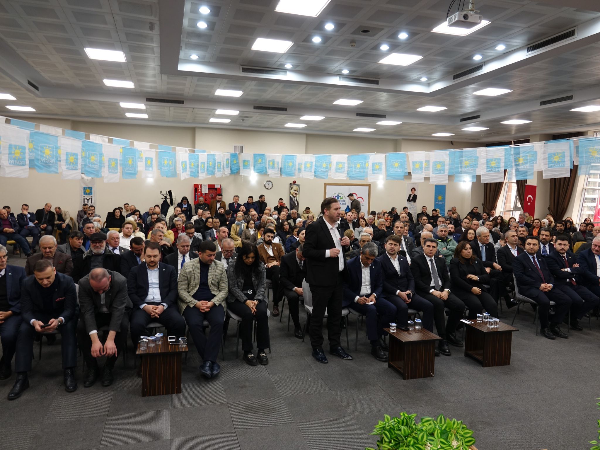 İYİ Parti'de seçim hazırlıkları; Seçim mesajı verildi - Resim : 2