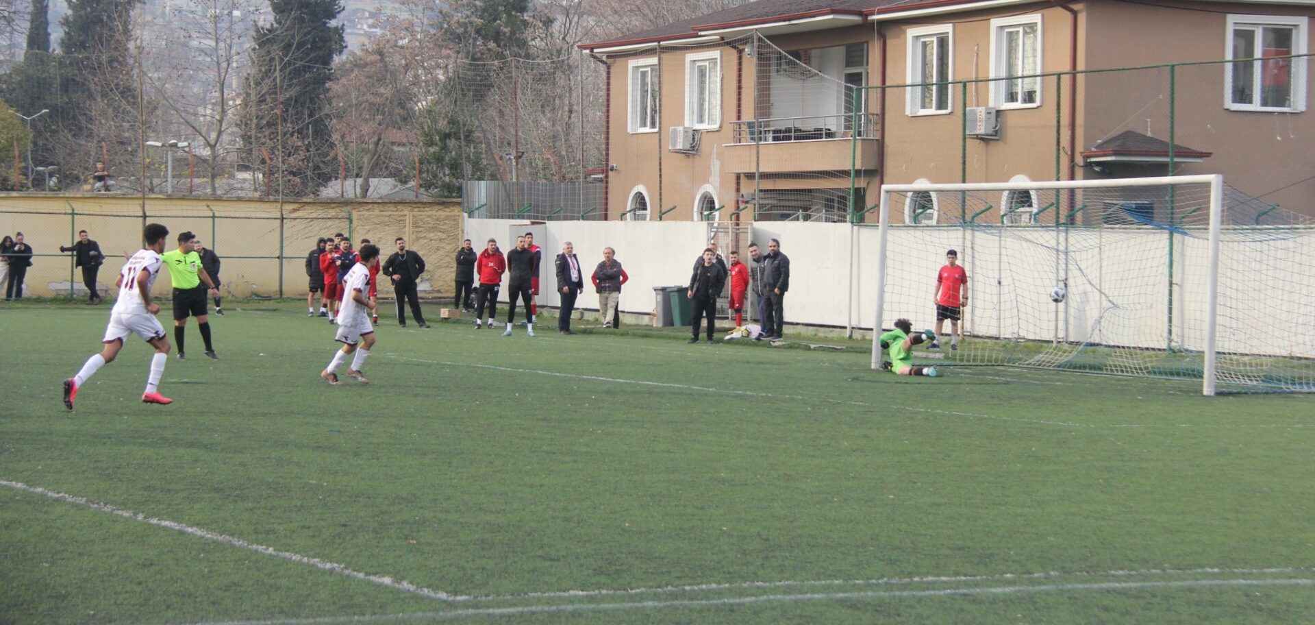 Yok böyle maç! Golü attı maç bitti! “4-5” - Resim : 3