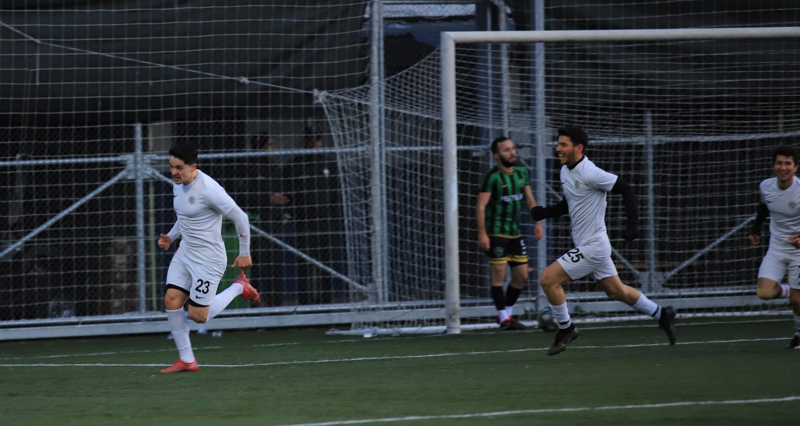 Mekanın sahibi geri döndü! Alikahya SÜPER oldu! “2-0” “Foto Galeri Ali Köksal” - Resim : 14